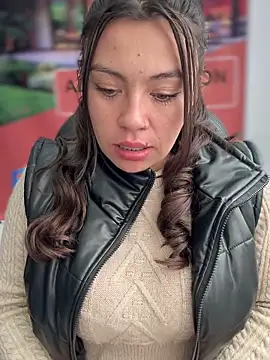 LIZ-06  online show from January 19, 1:07 pm