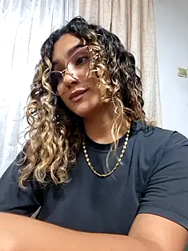 BrendaGirs online show from October 16, 5:32 am