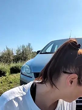 Samira-Summer online show from April 7, 2:19 pm