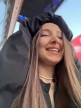 VelvetVixenI online show from March 15, 4:09 pm