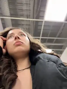 VelvetVixenI online show from December 15, 8:14 pm