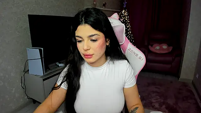 AlluringAriel online show from January 8, 7:18 pm