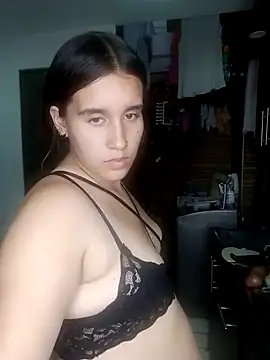 Snapshot of Keidy_rojas1 chatting on September 17, 7:12 pm Keidy rojas1 online show from September 17, 7:12 pm