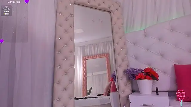 anchela-garcia1 online show from September 20, 1:31 pm