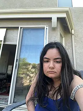 littlemissbabycakes online show from March 15, 8:11 pm