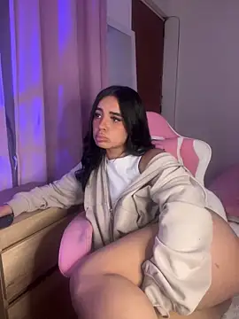 Emily-14 online show from December 21, 8:40 am