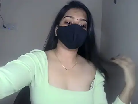 kritikadoll online show from April 15, 5:30 am