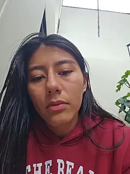 CarlaAlvez online show from February 6, 8:45 pm