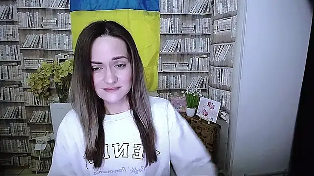 Lina Star S online show from November 29, 2:10 pm