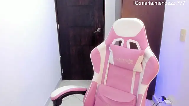 maria mendez  online show from October 6, 5:46 am