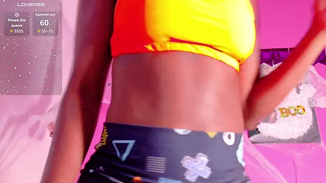 kinkyandsavage online show from October 8, 7:40 pm