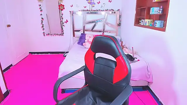 perlabeautiful online show from February 7, 3:10 am