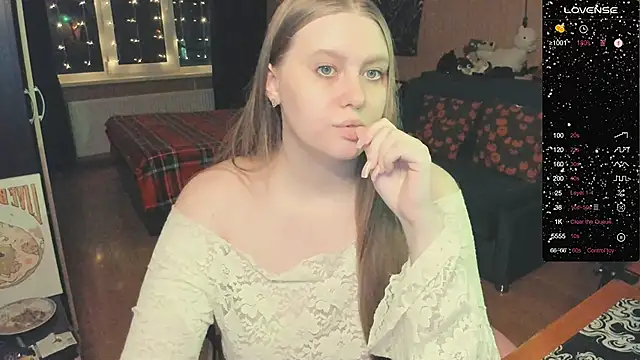 Alice Dreamgirl  online show from December 19, 1:47 pm