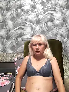 Snapshot of sakura_blonde chatting on October 13, 8:50 am sakura blonde online show from October 13, 8:50 am