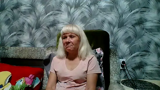 Snapshot of sakura_blonde chatting on October 8, 6:56 pm sakura blonde online show from October 8, 6:56 pm