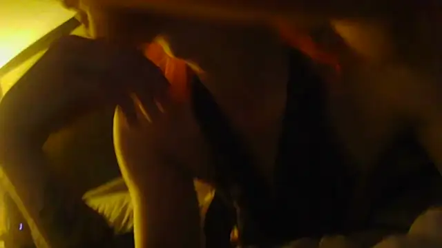 EroticKityii online show from April 23, 7:05 am