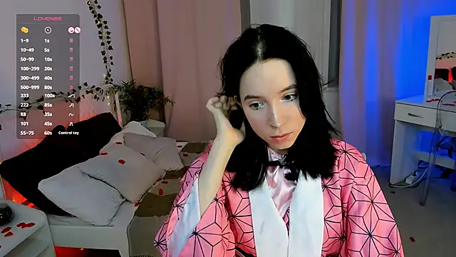 lilithlunna online show from November 9, 9:55 pm