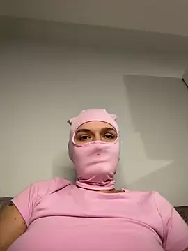 Nikki Hoee online show from November 25, 5:04 pm