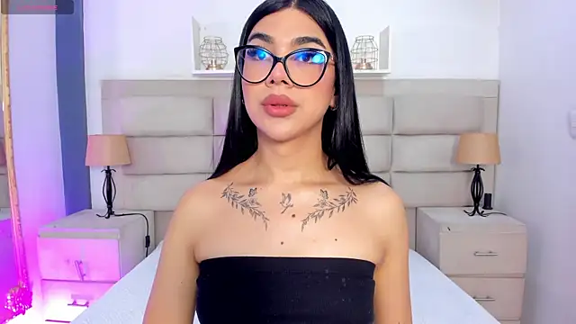 RoseCassie online show from October 2, 1:16 pm