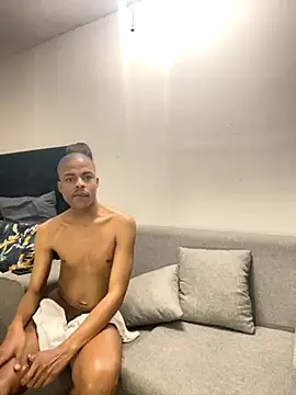 beverlyxxxx online show from November 18, 5:36 pm