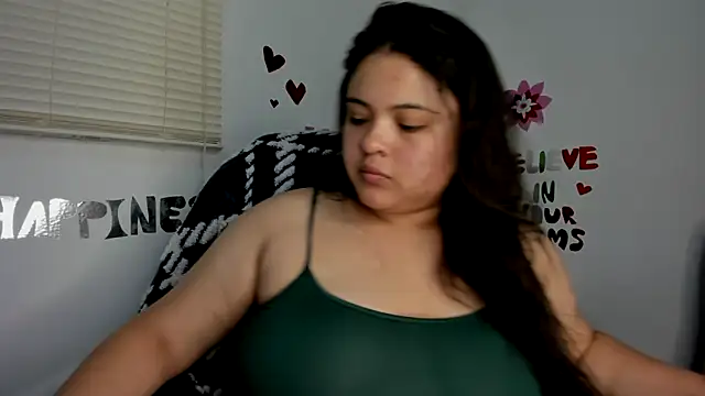 lizzie c online show from December 4, 2:03 am