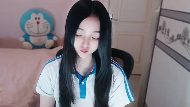 xiao-xiao-D online show from November 24, 8:49 am