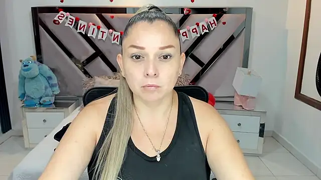 natalia5560 online show from September 22, 12:36 pm