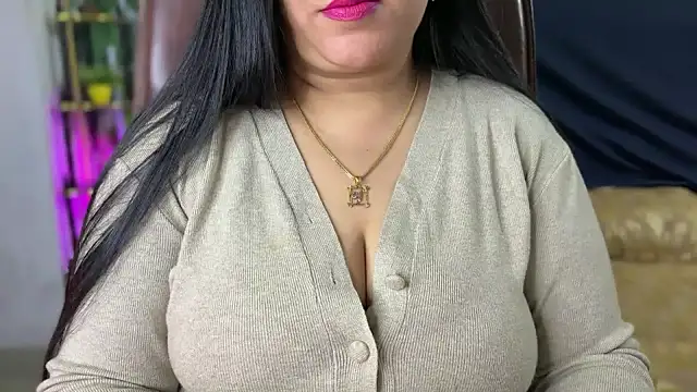 FlatVincy4 online show from January 11, 3:39 pm