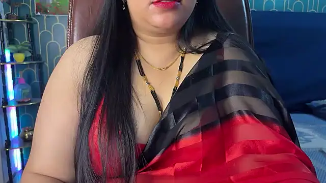 FlatVincy4 online show from February 28, 3:55 pm