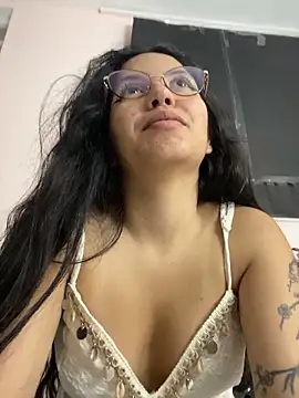 Rosita forever  online show from March 21, 3:50 pm