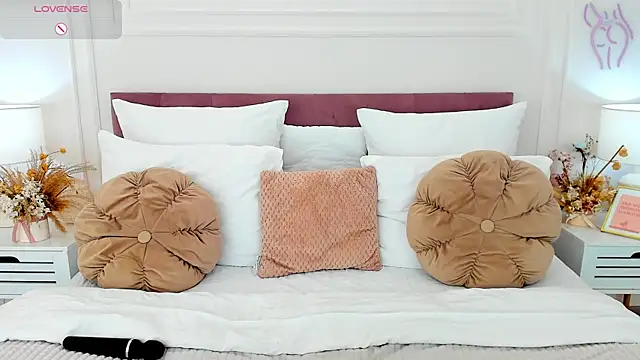 ChloeSug online show from March 25, 8:23 pm