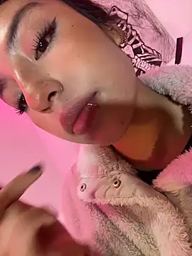 lauuraww online show from September 26, 8:01 am