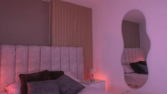 sam lewins online show from April 13, 7:36 pm