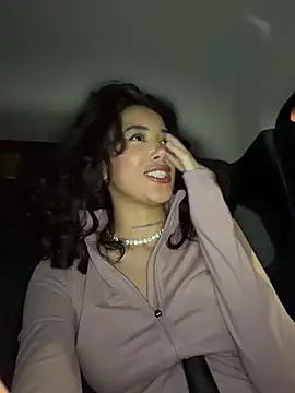 Alexiaa2006 online show from April 17, 9:17 pm