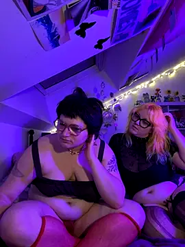 Snapshot of _dwhorekin_ chatting on October 30, 9:38 pm  dwhorekin  online show from October 30, 9:38 pm