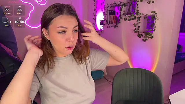 RobertAndLinela online show from November 23, 4:08 pm