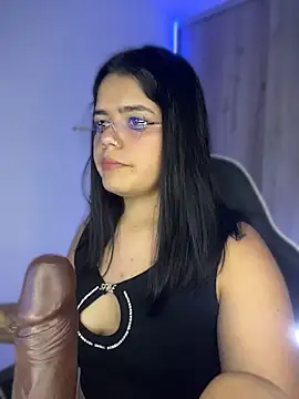 pretty angela1 online show from April 9, 4:15 am