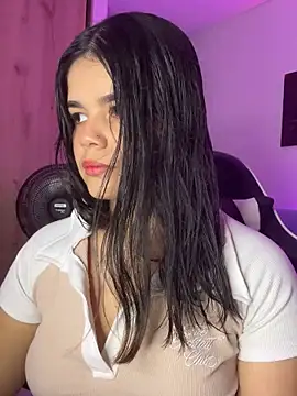 pretty angela1 online show from October 6, 11:53 pm