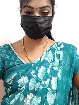 Snapshot of meena_27 chatting on September 13, 8:33 am meena 27 online show from September 13, 8:33 am