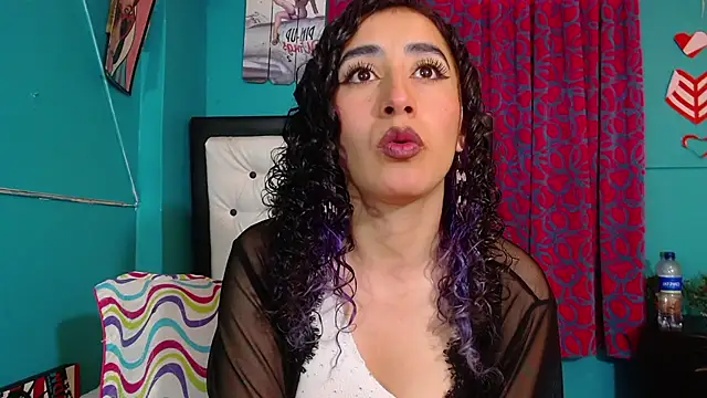 valerie mase online show from September 25, 6:28 pm