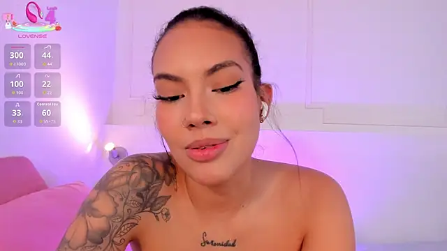 VenusEvans1 online show from December 14, 8:36 pm