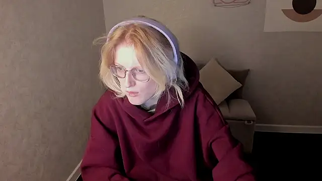 ElizabethHarpper online show from November 22, 1:08 am