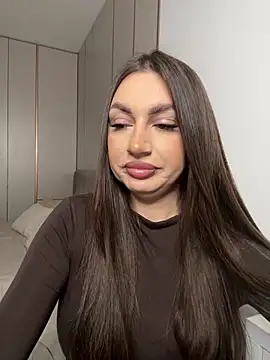 claraxjoyy online show from December 14, 5:57 am