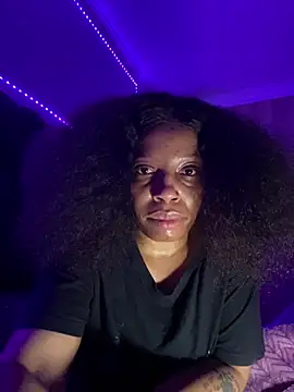 Diamondpussy97 online show from April 15, 9:48 pm