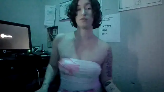 ParkerGYATT online show from March 31, 1:49 am