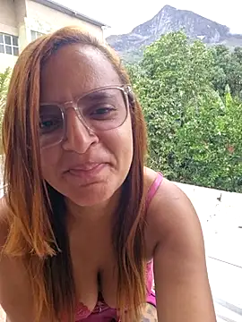 AliceRuivinha2 online show from November 8, 10:20 am