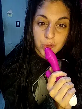 Snapshot of Camilita0 chatting on October 8, 10:19 am Camilita0 online show from October 8, 10:19 am