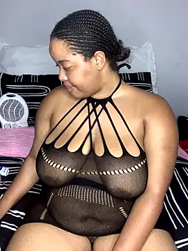 sexytinashe21 online show from December 16, 7:42 pm