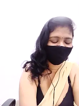 Lucky-Deepthi online show from October 26, 1:34 am