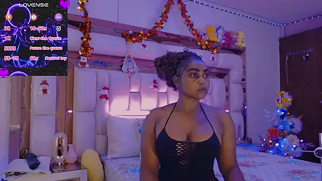 Aliana Ross online show from December 3, 11:40 pm